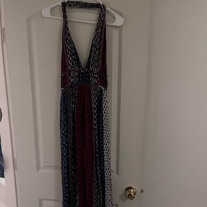 Cute maxi dress, halter straps, low cut and low back!